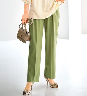 BELLUNA（ベルーナ）の「ボタン使いウエスト調節テーパードパンツ（テーパードパンツ）」｜詳細画像