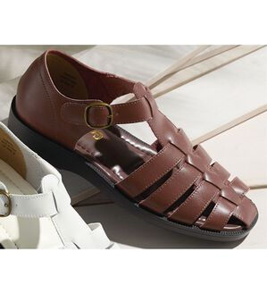 「＜ゴールデンベア＞おしゃれなやわらかサンダル（メンズサンダル）」｜ダークブラウン