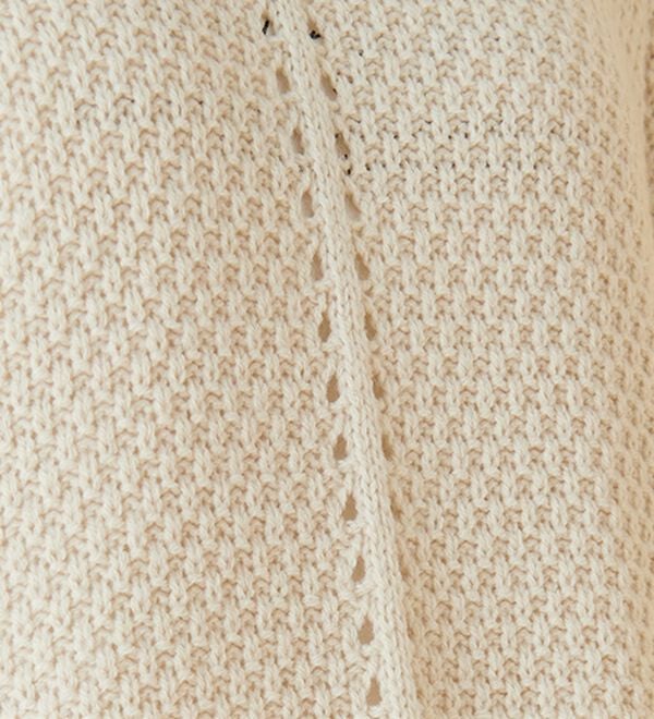 BELLUNA（ベルーナ）の「ボタン使いゆったりニットベスト（ベスト）」｜詳細画像