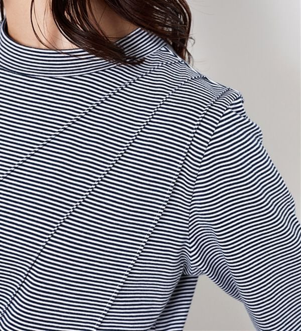 BELLUNA（ベルーナ）の「細ボーダータックデザインチュニック（チュニック）」｜詳細画像