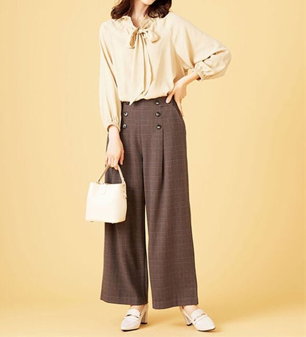 BELLUNA（ベルーナ）の「サマ見え（スーパーウォーム）ウール調ボタン使いワイドパンツ（ワイドパンツ・ガウチョ）」｜詳細画像