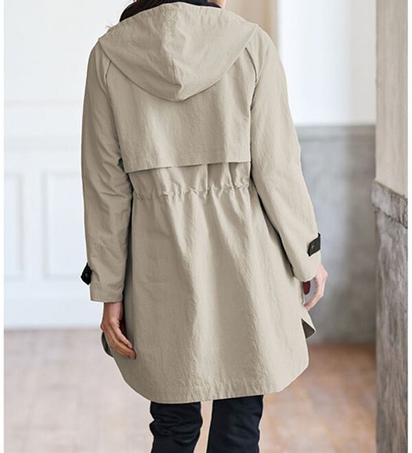 BELLUNA（ベルーナ）の「おしゃれの主役！蓄熱中わたベスト付配色コート（ハーフコート）」｜詳細画像