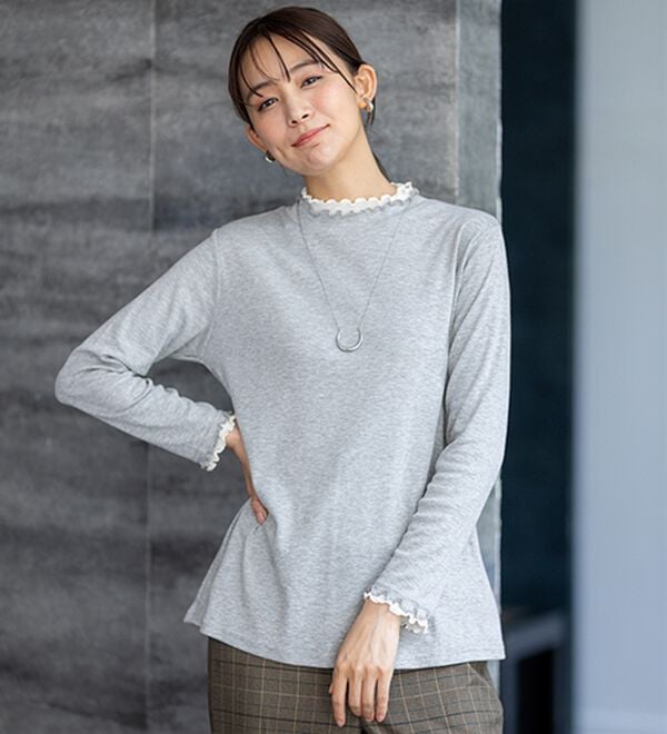 BELLUNA（ベルーナ）の「重ね着風フリル衿プルオーバー（カットソー）」｜詳細画像