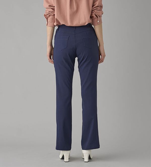 BELLUNA（ベルーナ）の「美脚見せ！冷感ストレッチフレアパンツ（フルレングスパンツ）」｜詳細画像