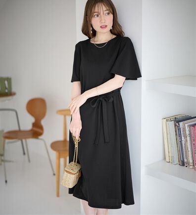 alotta（アロッタ）の「【4つの機能付】ひんやりフレア袖ベルト付ゆるワンピース（カットソーワンピース）」