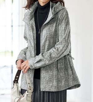 BELLUNA（ベルーナ）の「フクレジャカード素材フードブルゾン（ブルゾン）」｜詳細画像