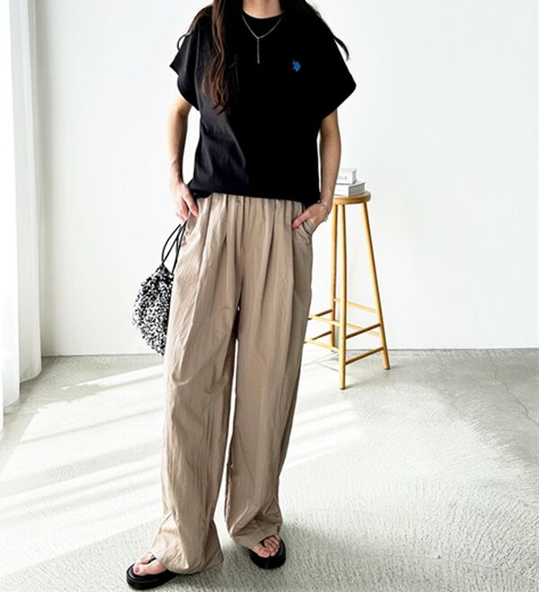 GeeRA（ジーラ）の「さらとろ素材が嬉しい！ダブルタックワイドパンツ（フルレングスパンツ）」｜詳細画像