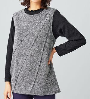 BELLUNA（ベルーナ）の「ブークレ素材タックデザインアンサンブル（アンサンブル）」｜黒&times;黒