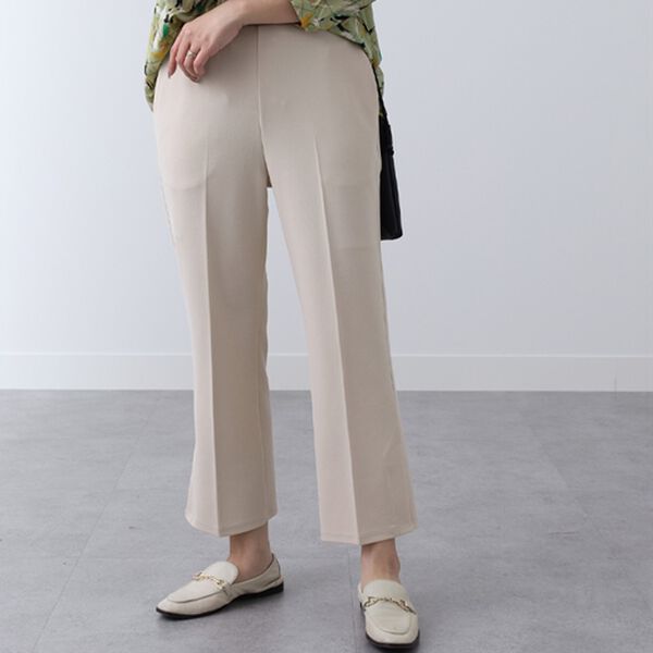 BELLUNA（ベルーナ）の「ジョーゼット裾スリットフレアーパンツ（フルレングスパンツ）」｜アイボリー