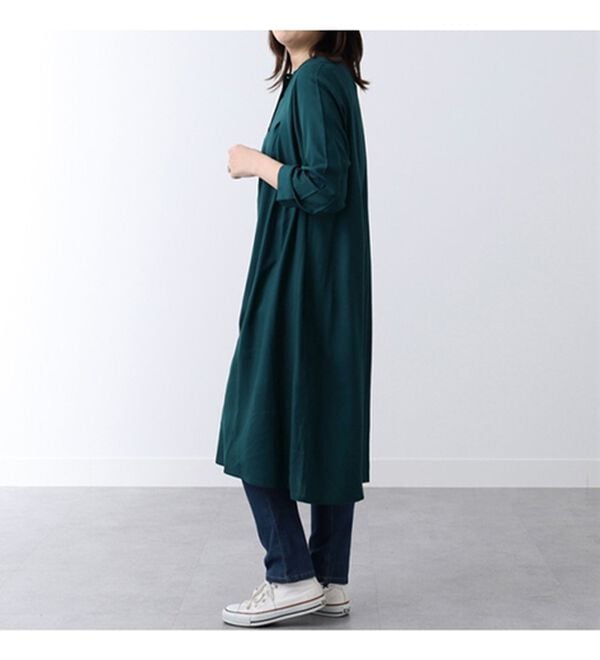 BELLUNA（ベルーナ）の「レーヨン素材タック使いロングワンピース（ロングワンピース）」｜詳細画像