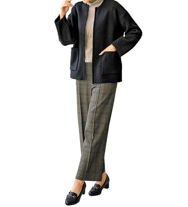 BELLUNA（ベルーナ）の「しっとり素材配色デザインプルオーバー（カットソー）」｜詳細画像