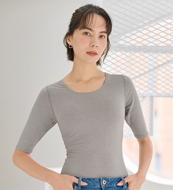 LAVIENNE（ラヴィエンヌ）の「肩に効く！猫背をケアする綿混インナー（肌着・インナーウェア）」｜詳細画像