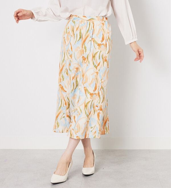 BELLUNA（ベルーナ）の「艶やかプリント切替フレアースカート（ロングスカート）」｜詳細画像
