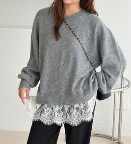 GeeRA（ジーラ）の「裾レースレイヤード風ドッキングニット（ニット・セーター）」