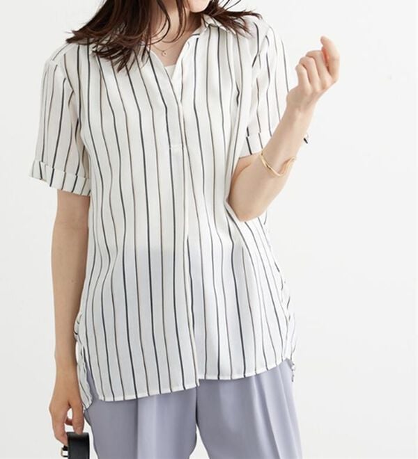 BELLUNA（ベルーナ）の「エアリーツイル裾タックシャツチュニック（チュニック）」｜詳細画像