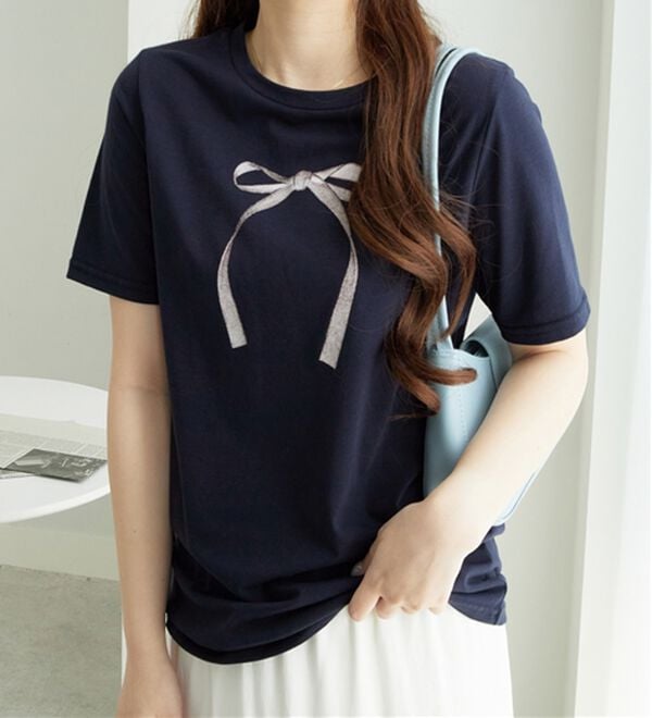 alotta（アロッタ）の「大人かわいいプリント綿混Ｔシャツ（Tシャツ）」｜詳細画像