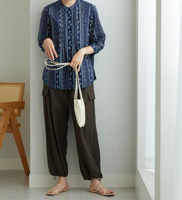 BELLUNA（ベルーナ）の「綿１００％ピンタックデザインブラウス（ブラウス）」｜詳細画像