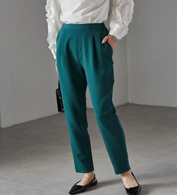 RANAN（ラナン）の「【選べる股下】美脚シルエットタックパンツ（フルレングスパンツ）」｜詳細画像