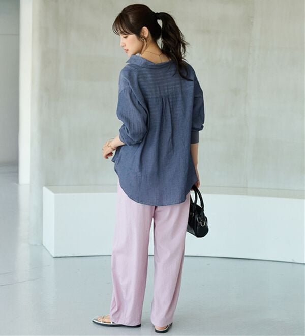 BELLUNA（ベルーナ）の「柔らかシアーデニム素材シャツチュニック（チュニック）」｜詳細画像