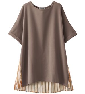 BELLUNA（ベルーナ）の「バックプリーツ使いプルオーバー（カットソー）」｜モカ系