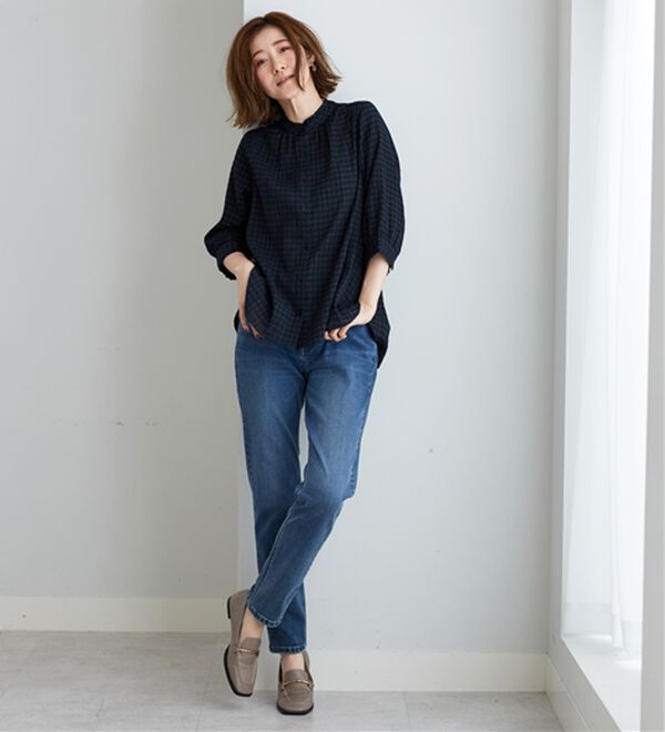 BELLUNA（ベルーナ）の「【お気軽シャツ】ぽこぽこ素材衿＆袖フリルデザインブラウス（ブラウス）」｜詳細画像