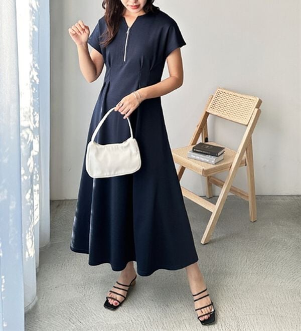 GeeRA（ジーラ）の「前後2WAYハーフジップフレンチ袖ワンピース（カットソーワンピース）」｜詳細画像