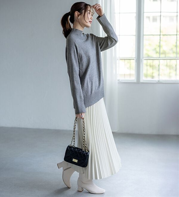 BELLUNA（ベルーナ）の「トレーナーがカジュアルすぎる方に！洗えるリブハイネックニット（ニット・セーター）」｜詳細画像