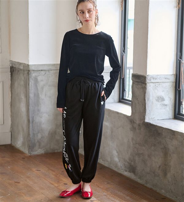 BELLUNA（ベルーナ）の「＜Ｄｉｓｎｅｙ＞【ミッキー】裾ゴム入り裏毛スウェットパンツ（その他パンツ）」｜詳細画像