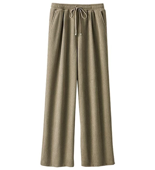 BELLUNA（ベルーナ）の「なめらか裏ベロアコーデュロイワイドパンツ（ワイドパンツ・ガウチョ）」｜詳細画像