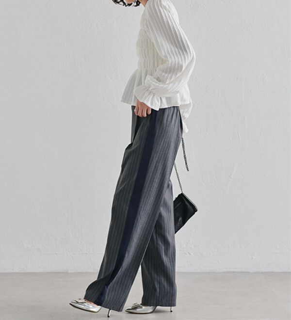 RANAN（ラナン）の「サイドラインシルエットパンツ（フルレングスパンツ）」｜詳細画像