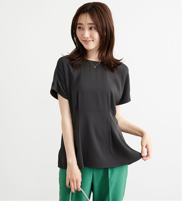 BELLUNA（ベルーナ）の「〈オフィス対応〉タックデザインブラウス（ブラウス）」｜詳細画像