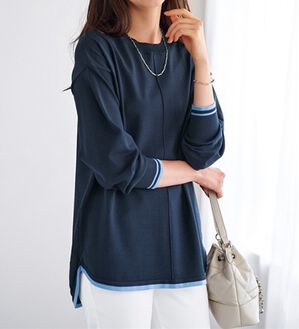 BELLUNA（ベルーナ）の「配色デザインニットプルオーバー（ニット・セーター）」｜ネイビー系