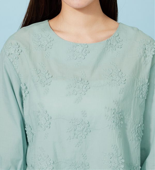 BELLUNA（ベルーナ）の「モチーフレース使いふんわり袖ブラウス（ブラウス）」｜詳細画像