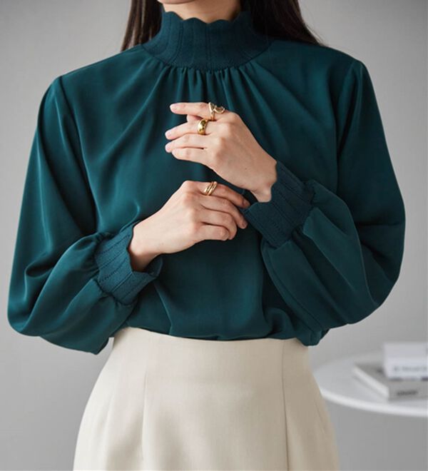 RANAN（ラナン）の「スカラップリブニット使いブラウス（ブラウス）」｜詳細画像