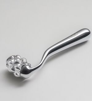 「ウェーブフェイシャルエステローラー（コスメ・メイク小物）」｜1