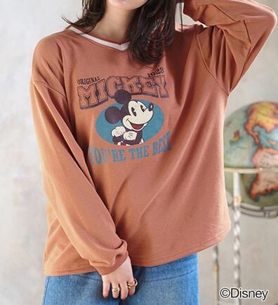 BELLUNA（ベルーナ）の「＜Ｄｉｓｎｅｙ＞【ミッキー】裏毛Ｖネックトレーナー（カットソー）」
