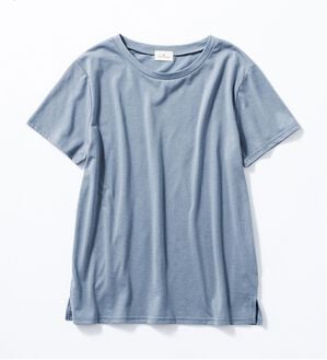 Viola e Viola（ヴィオラ エ ヴィオラ）の「【５つの機能付】毎日着たい！クルーネックＴシャツ（Tシャツ）」｜ラベンダーブルー