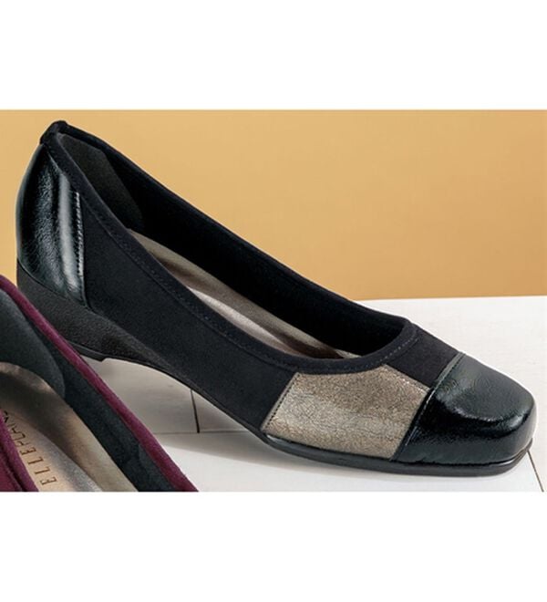 BELLUNA（ベルーナ）の「＜エルプラネット＞切替デザインパンプス（パンプス）」｜黒