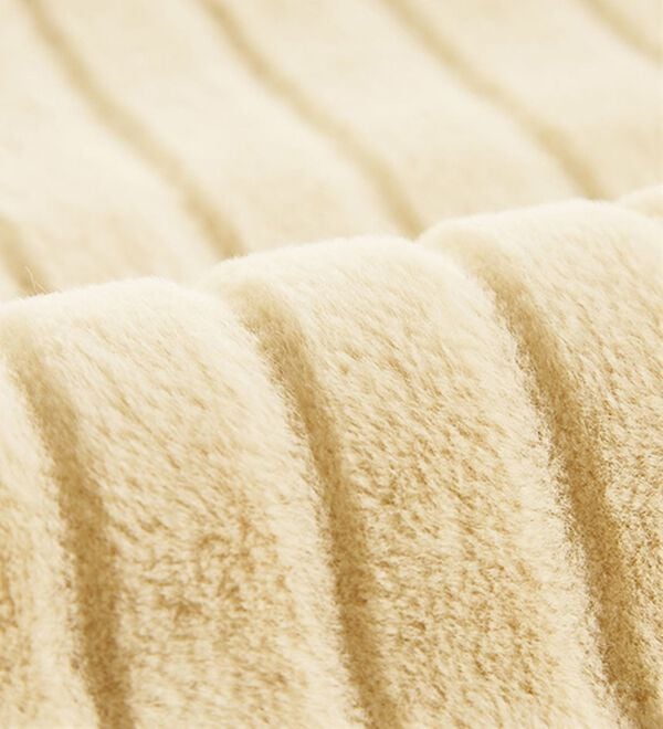 BELLUNA（ベルーナ）の「サイドジッパー付ファー切替チュニック（チュニック）」｜詳細画像