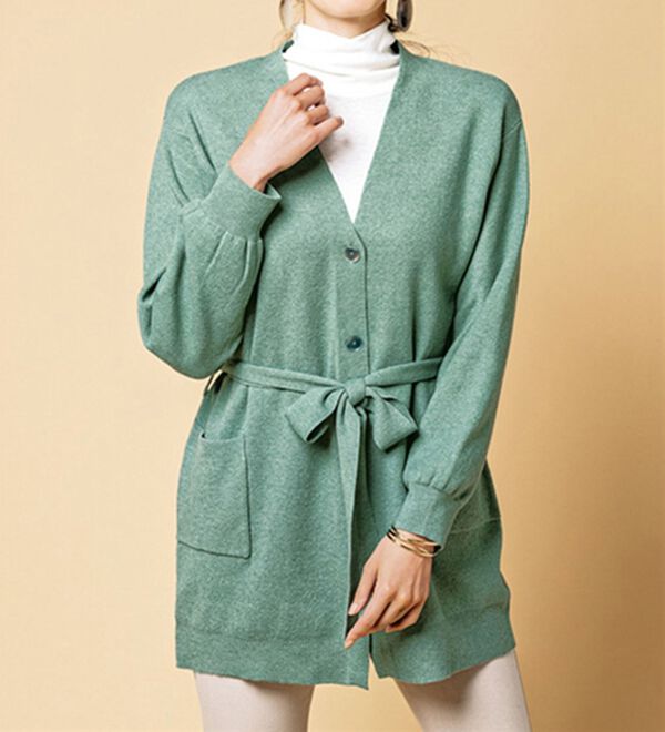 VINNO（ヴィノ）の「なめらかリッチ・ミラノリブカーディガン（ニットカーディガン）」｜詳細画像