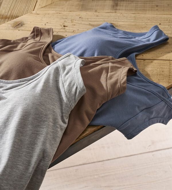 「ベーシック汗取りインナー　カップ付ハーフフレンチ（肌着・インナーウェア）」｜詳細画像