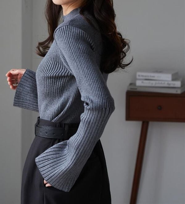 RANAN（ラナン）の「フレアースリーブニュアンスカラーニット（ニット・セーター）」｜詳細画像