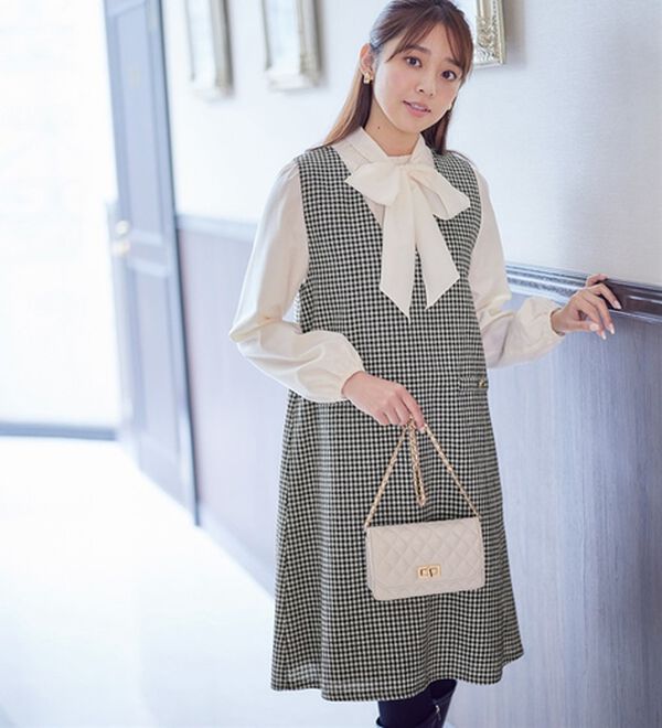 alotta（アロッタ）の「ツイード金ボタンジャンパースカート（ジャンパースカート）」｜モノトーン