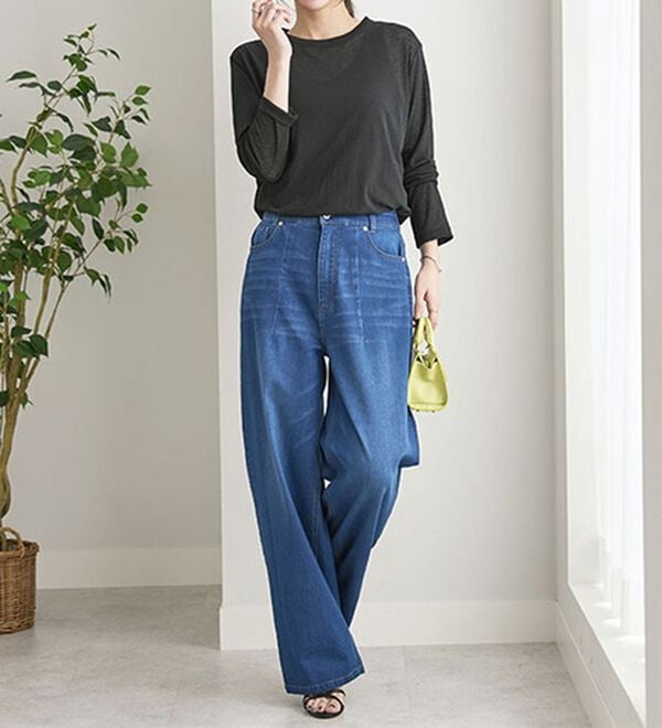 BELLUNA（ベルーナ）の「透けすぎない！シアー素材クルーネックプルオーバー（カットソー）」｜詳細画像