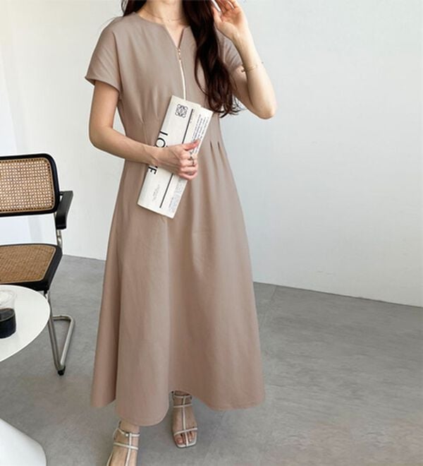 GeeRA（ジーラ）の「前後2WAYハーフジップフレンチ袖ワンピース（カットソーワンピース）」｜詳細画像