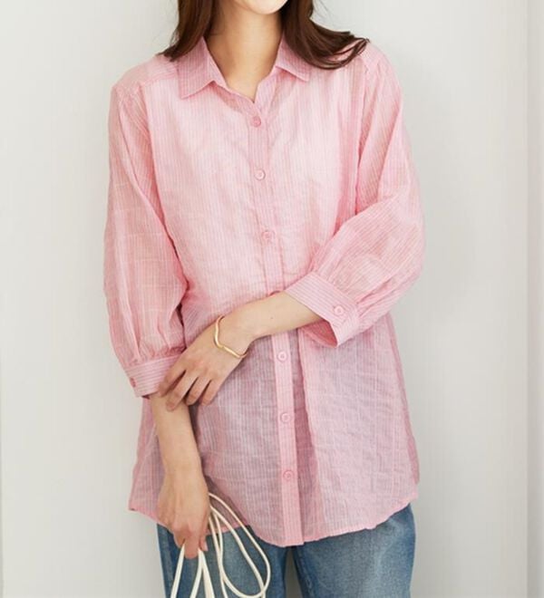 BELLUNA（ベルーナ）の「綿混テンセルぽこぽこシアーシャツチュニック（チュニック）」｜ピンク系ストライプ