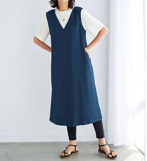 BELLUNA（ベルーナ）の「シュッと体型カバー！ポコポコ素材ジャンパースカート（ジャンパースカート）」｜インディゴ