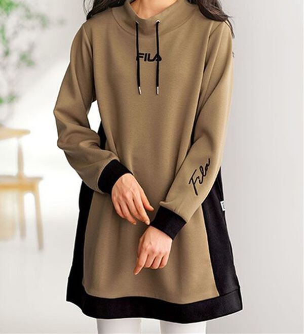 BELLUNA（ベルーナ）の「＜ＦＩＬＡ＞配色切替チュニックワンピース（チュニックワンピース）」｜モカベージュ