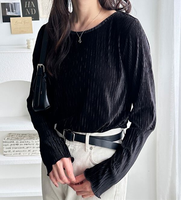 GeeRA（ジーラ）の「ベロアプリーツカットソー（カットソー）」｜詳細画像