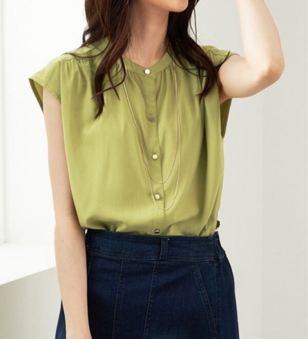 BELLUNA（ベルーナ）の「ギャザー使いフレンチスリーブブラウス（ブラウス）」｜詳細画像